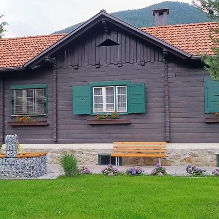 Family Home Weissensee Greifenburg Extérieur photo